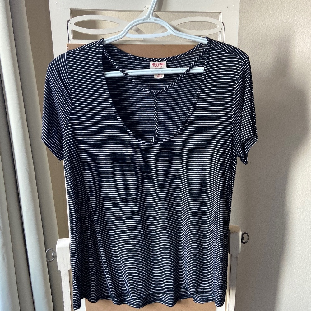 Mossimo top